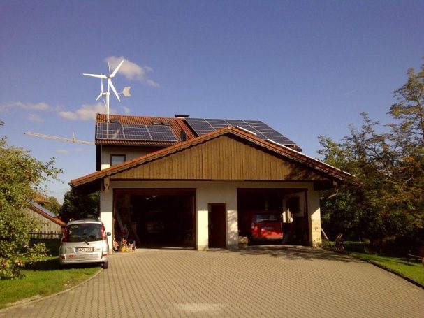 Solar und Windkraft Privathaus